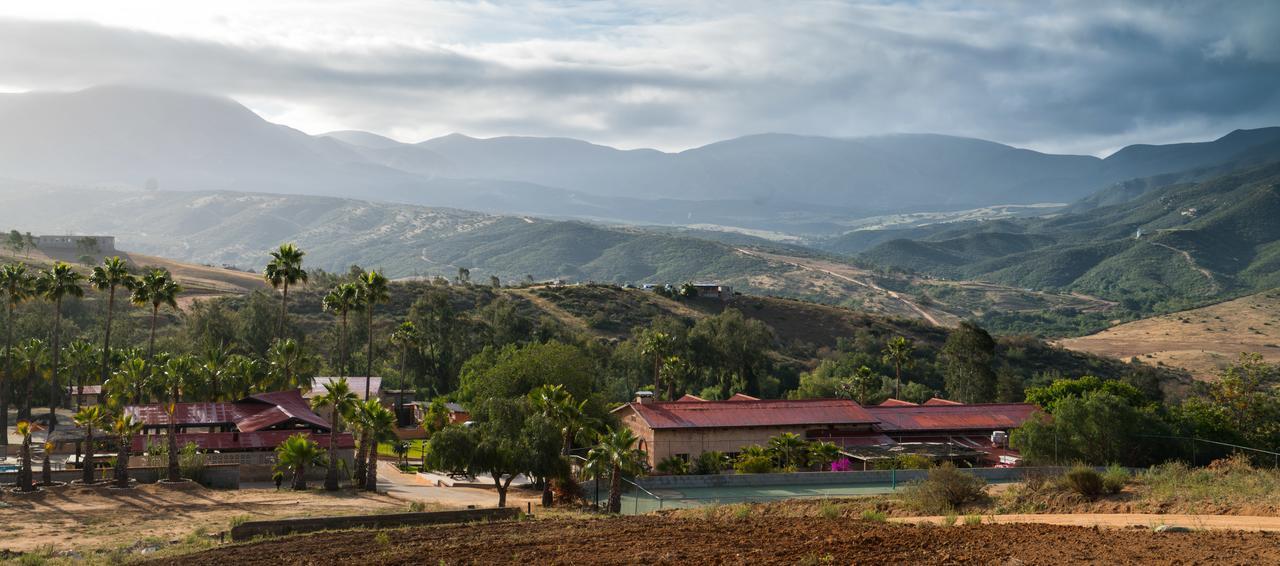 Horsepower Ranch Hotell Ensenada Exteriör bild