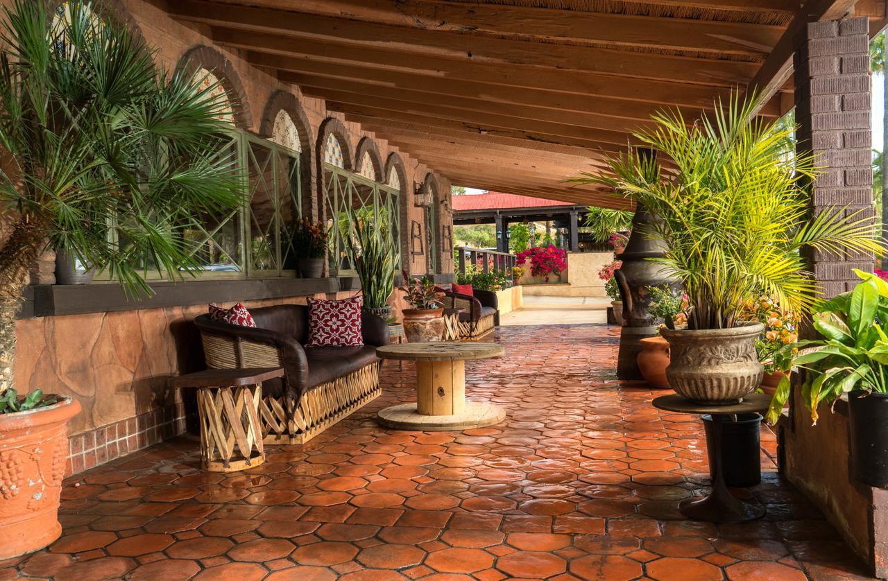 Horsepower Ranch Hotell Ensenada Exteriör bild