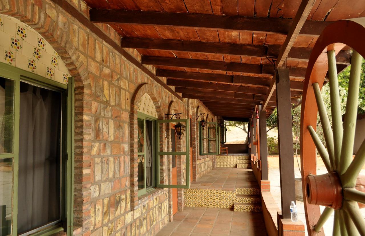 Horsepower Ranch Hotell Ensenada Exteriör bild